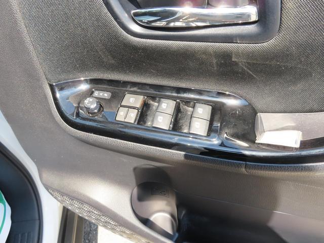 ヴォクシー ZS 煌 アルパインナビ&フリップダウンモニター 両側電動スライドドア 禁煙車 ETC トヨタセフティセンス ドライブレコーダー ETC レーンアシスト エアロ 3列シート 7人乗り(15枚目)