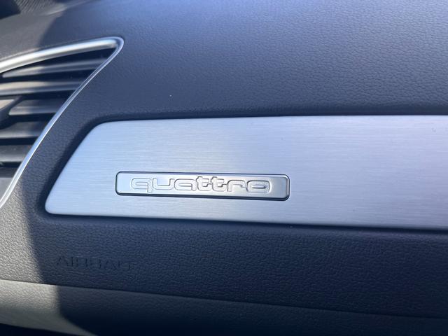 Ａ４ ２．０ＴＦＳＩクワトロ　Ｓラインパッケージ　４ＷＤ　ハーフレザー　左右パワーシート　禁煙車　１８インチ純正アルミホイール（34枚目）