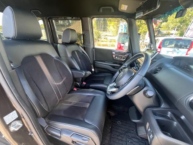 N-BOXカスタム G・EXターボホンダセンシング 純正メモリーナビフルセグTV バックモニター 純正ビルトインETC ハーフレザーシート ホンダセンシング 前後ドラレコ クルーズコントロール 禁煙車(12枚目)