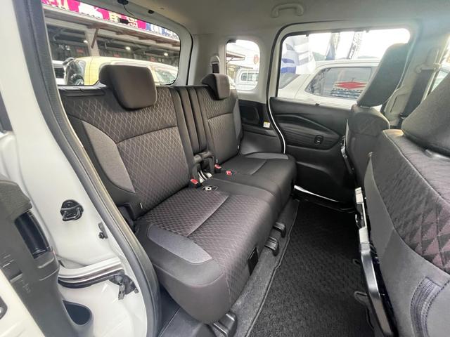 ソリオバンディット ハイブリッドＭＶ　アダプティブクルーズコントロール／レーンアシスト／クリアランスソナー／両側スライドドア・片側電動／ＬＥＤヘッドランプ／プッシュスタート／スマートキー／オートマチックハイビーム（15枚目）