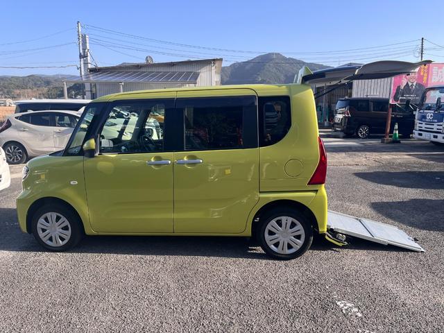 タント Ｌ　４人乗り　福祉車両スローパー　スマートアシスト　禁煙車（5枚目）