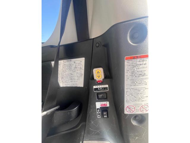 タント Ｌ　４人乗り　福祉車両スローパー　スマートアシスト　禁煙車（15枚目）