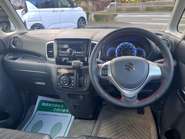 スペーシアカスタム XSリミテッド 左右パワースライドドア ハーフレザーシート ルーフブラックパールツートーン リミテッド専用ブラックペイントアルミホイール(13枚目)