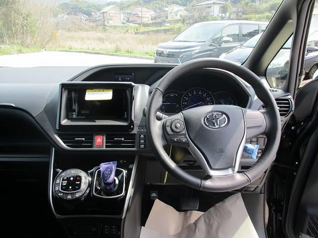 HYBRID ZS煌 7人乗り 登録済未使用車 禁煙車(2枚目)
