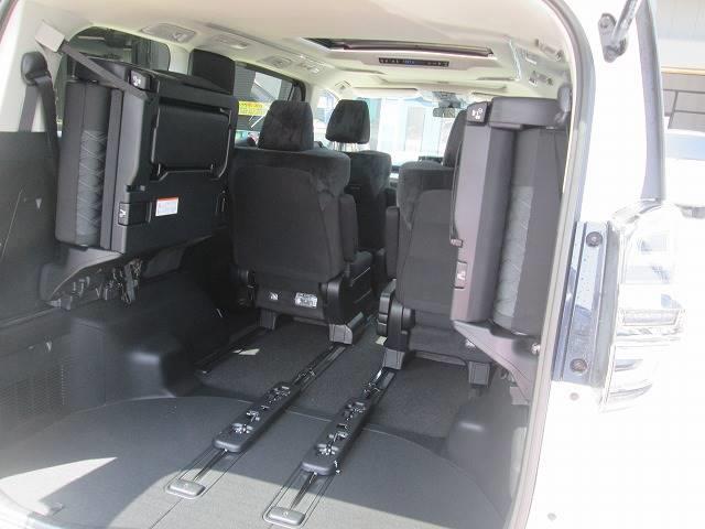 2.5ZA エディション セーフティP 7人 登録済未使用車(8枚目)