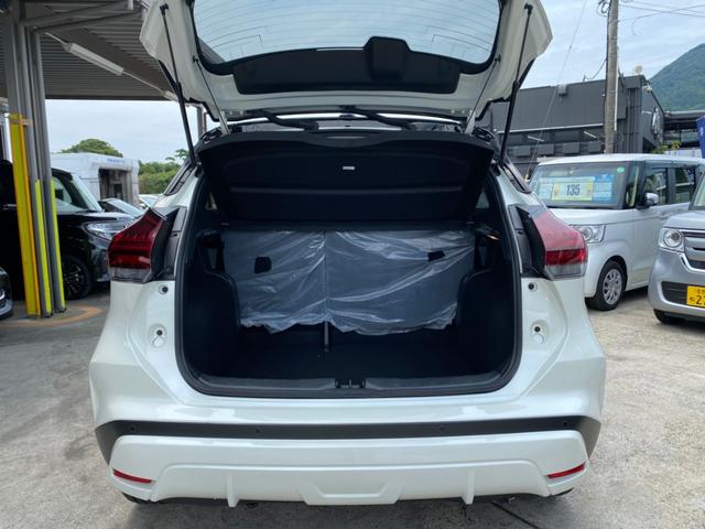 X プロパイロット 登録済未使用車 禁煙車 衝突被害軽減ブレーキ 全方位カメラ LEDライト オートライト 純正アルミホイール ハーフレザーシート スマートキー プッシュスマート アイドリングストップ(6枚目)