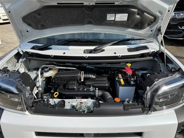 G ダーククロムベンチャー 届出済未使用車 禁煙車 衝突軽減ブレーキ バックモニター フルセグTV スマートキー プッシュスタート 盗難防止付システム LEDヘッドライト アイドリングストップ(11枚目)