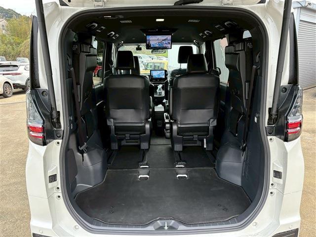 ヴォクシー ハイブリッドS-Z(14枚目)