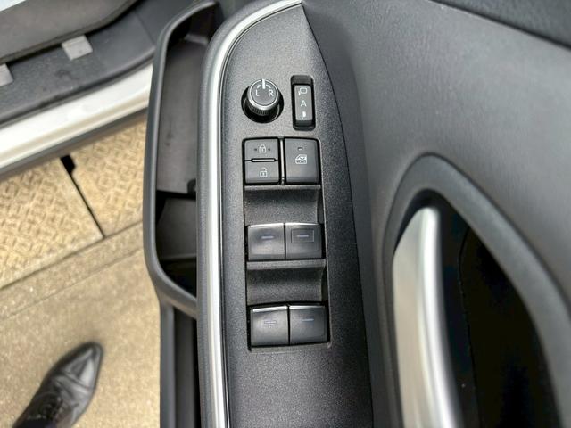 ヴォクシー ハイブリッドS-Z(28枚目)