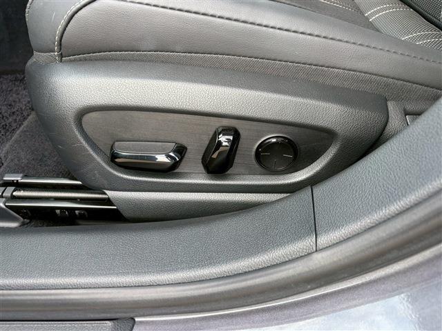 ES ES300h バージョンL(17枚目)