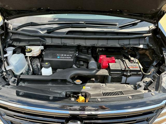 セレナ ｅ－パワー　ハイウェイスターＶ（33枚目）