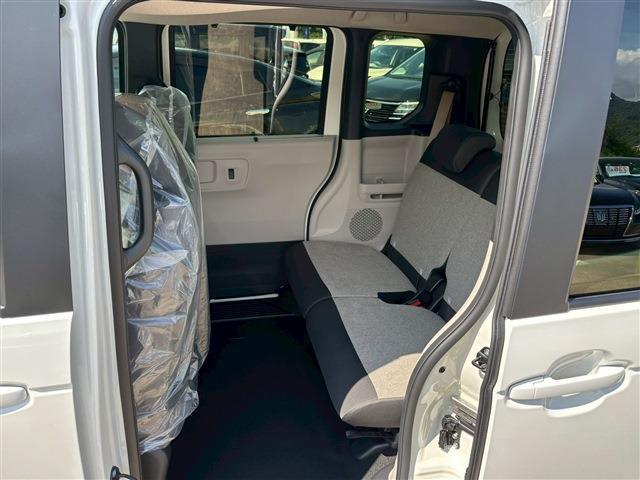 N-BOX ベースグレード(4枚目)