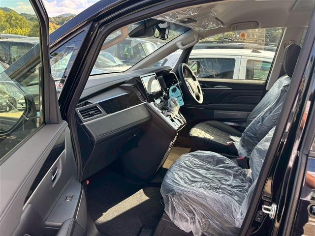 デリカD:5 ブラックエディション(3枚目)