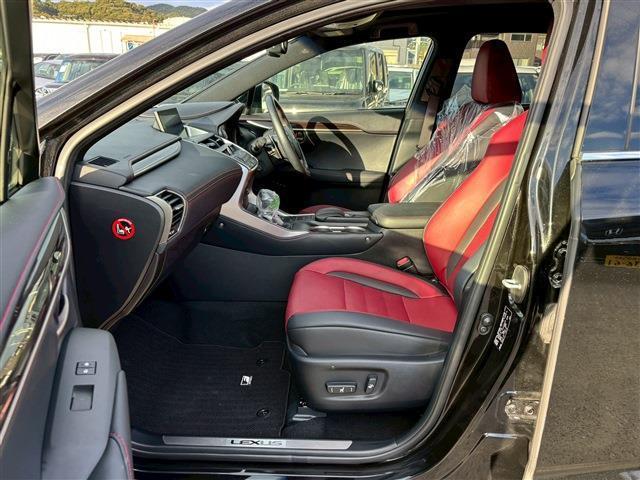 NX NX200t Fスポーツ(3枚目)