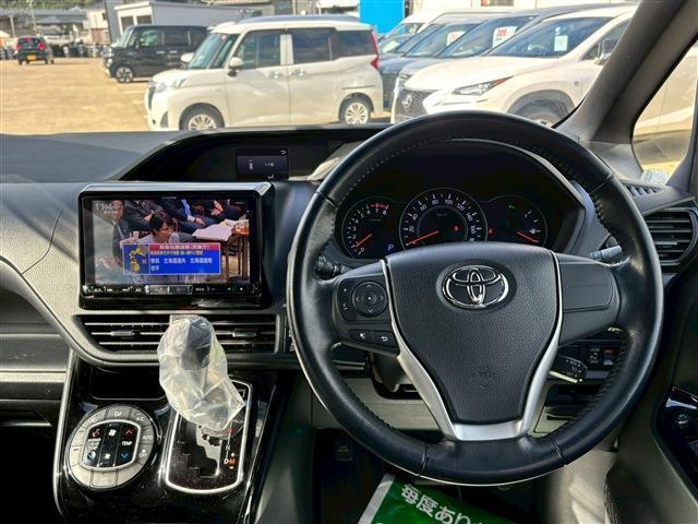 ノア Si ダブルバイビーII アルパイン9インチナビ(19枚目)