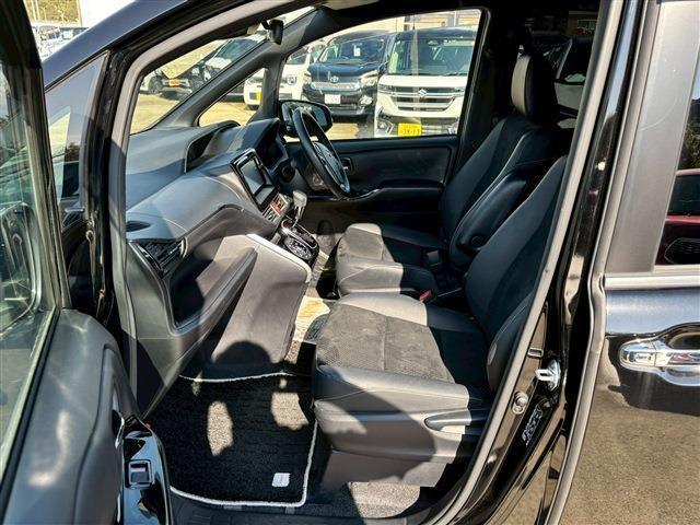 ヴォクシー ＺＳ　煌ＩＩＩ（3枚目）