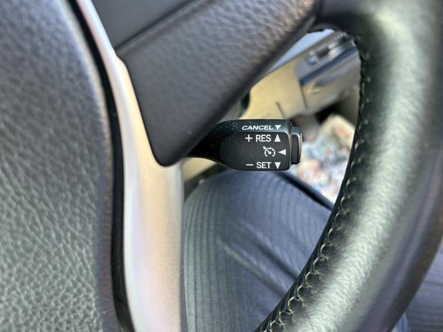 ヴォクシー ＺＳ　煌ＩＩＩ（27枚目）