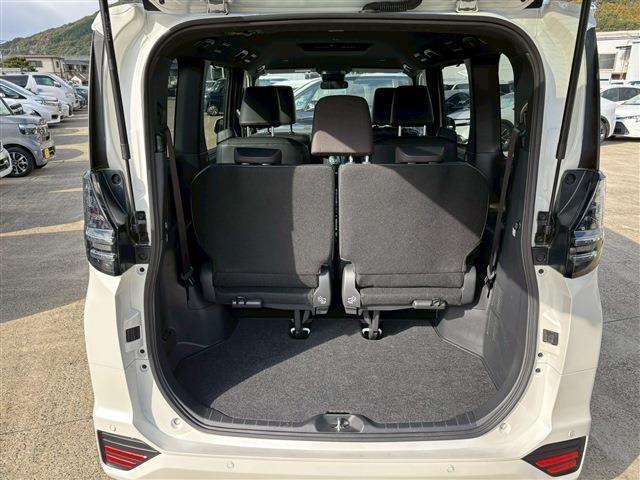 ヴォクシー ハイブリッドＺＳ（6枚目）