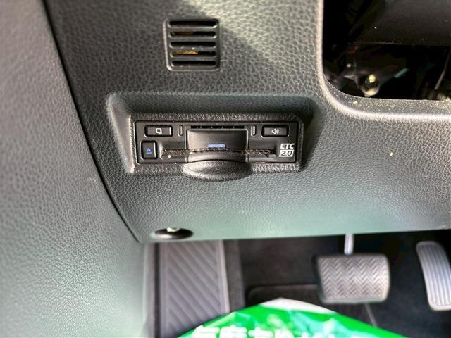 ヴォクシー ハイブリッドＺＳ（18枚目）