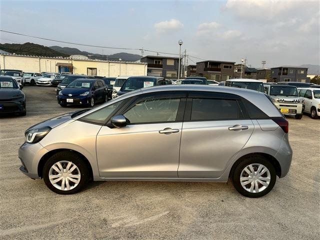 フィット ｅ：ＨＥＶベーシック（9枚目）