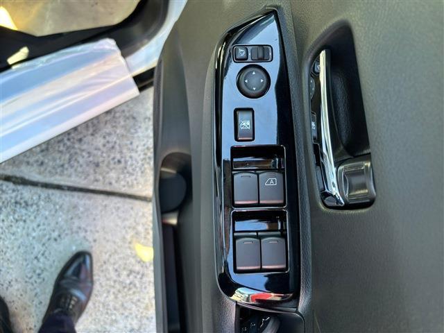 デリカミニ Ｔ　プレミアム　シャモニーＰｋｇ　４ＷＤ（15枚目）