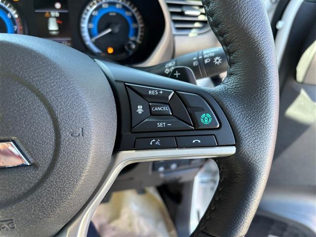 デリカミニ Ｔ　プレミアム　シャモニーＰｋｇ　４ＷＤ（23枚目）