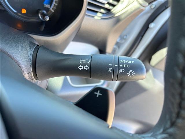 デリカミニ Ｔ　プレミアム　シャモニーＰｋｇ　４ＷＤ（25枚目）