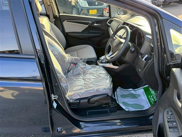 フィットハイブリッド Ｆパッケージ（14枚目）