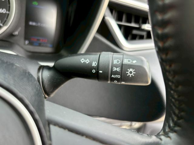 カローラツーリング ハイブリッド　Ｓ（27枚目）