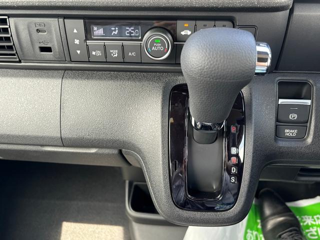 N-BOXカスタム ベースグレード(23枚目)