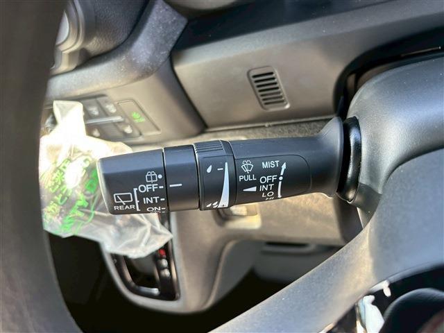 N-BOXカスタム ベースグレード(28枚目)