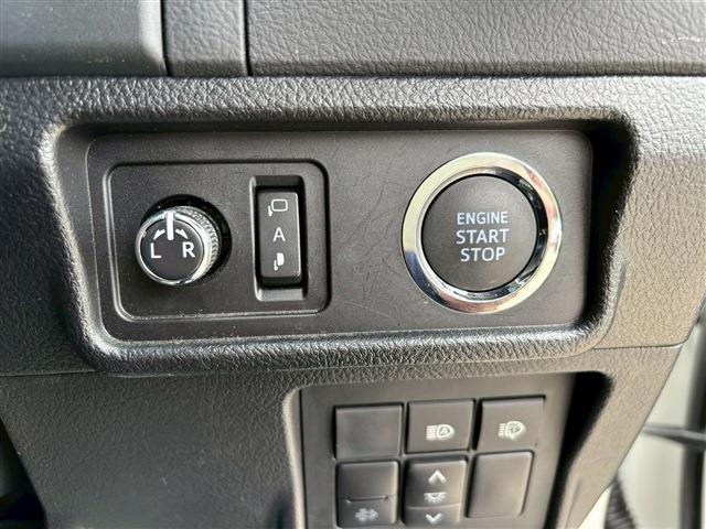 ランドクルーザープラド TX Lパッケージ マットブラックエディション(19枚目)