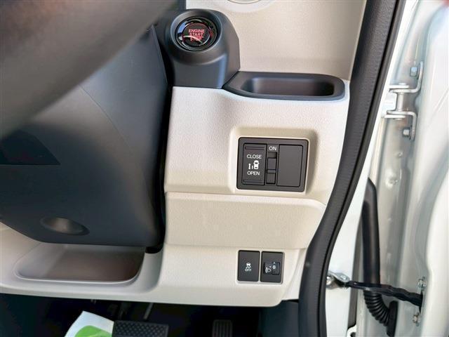 Ｎ－ＢＯＸ ベースグレード（14枚目）