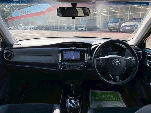 カローラフィールダー ハイブリッドG エアロツアラー・ダブルバイビー(2枚目)