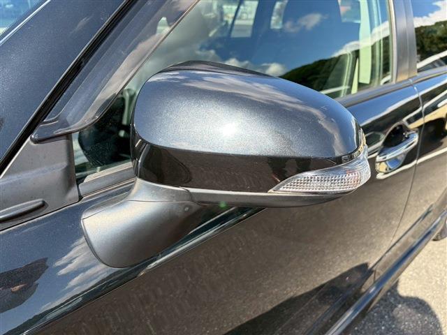 カローラフィールダー ハイブリッドG エアロツアラー・ダブルバイビー(19枚目)