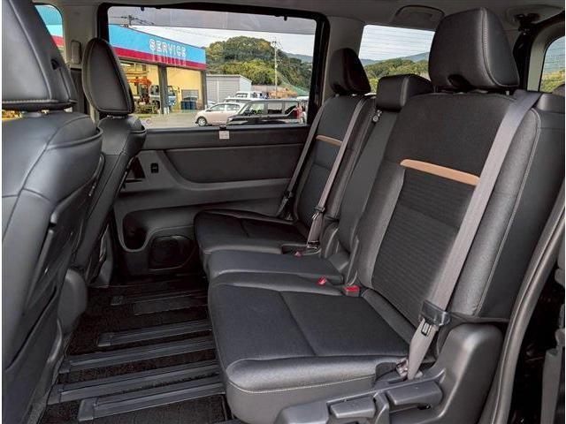 セレナ e-パワー ハイウェイスターV(4枚目)