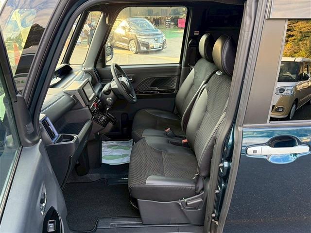 タント カスタムＲＳ　スマアシ・ストラーダナビ／ワンセグ／Ｂｌｕｅｔｏｏｔｈ・Ｂカメラ・車線逸脱警報・誤発信抑制・先行車発進・標識認識・ＬＥＤ／Ａハイビーム・両側ＰスライドＤ・ハーフレザーシート・シートヒーター・ターボ車（3枚目）