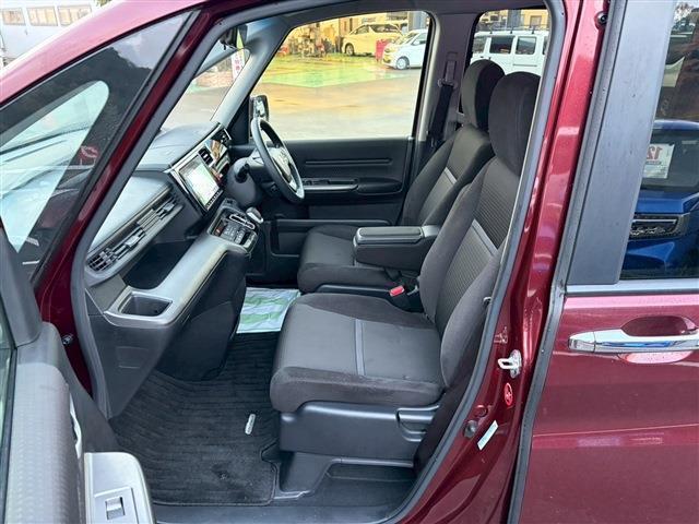 ステップワゴンスパーダ スパーダハイブリッド B ホンダセンシング(3枚目)