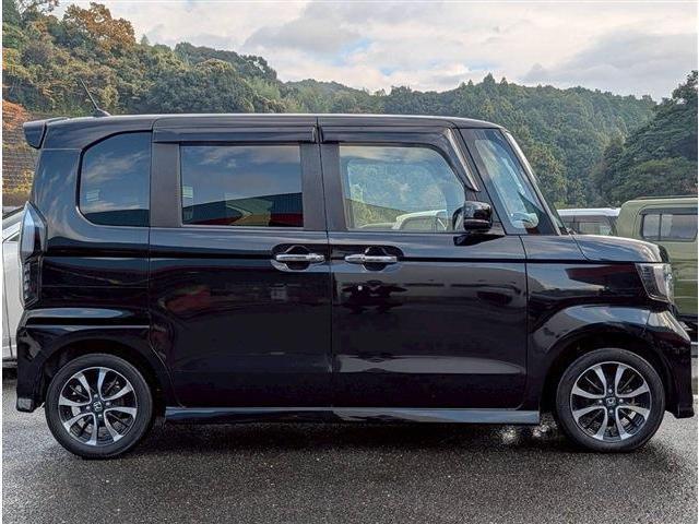 N-BOXカスタム G・Lホンダセンシング(12枚目)