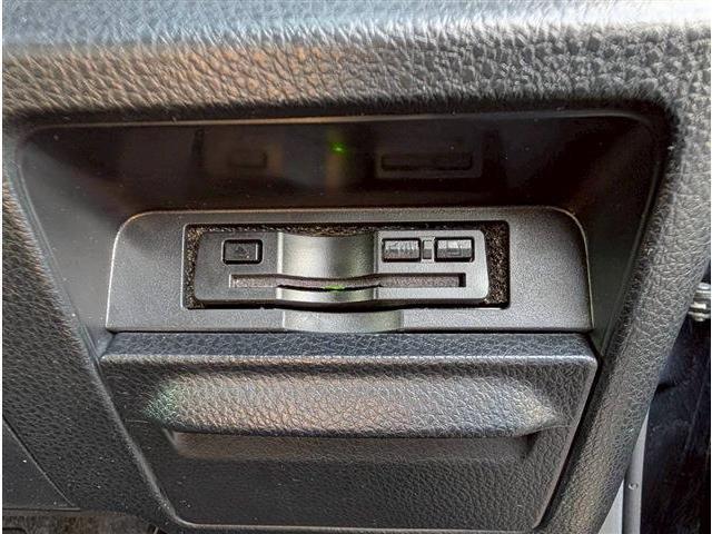 エスクァイア ハイブリッドGi ブラックテーラード(17枚目)