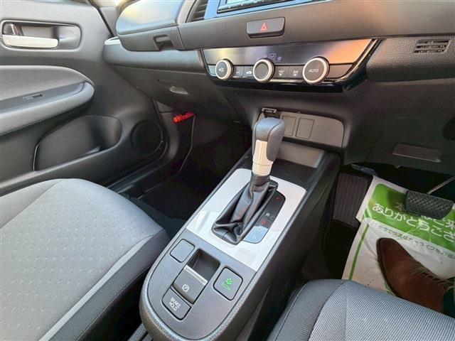 フィット ｅ：ＨＥＶベーシック（16枚目）