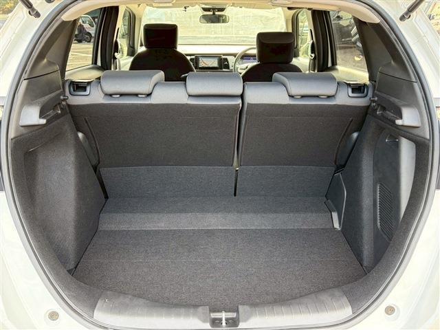 フィット ｅ：ＨＥＶベーシック（18枚目）