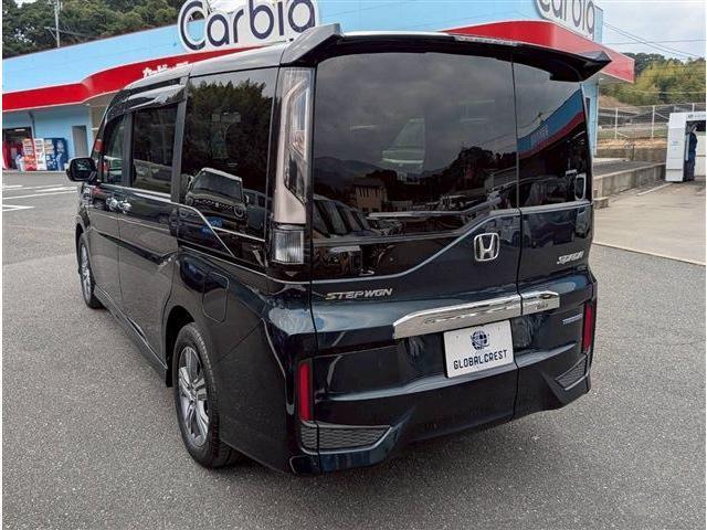 ステップワゴンスパーダ スパーダハイブリッド　Ｇ　ホンダセンシング（10枚目）