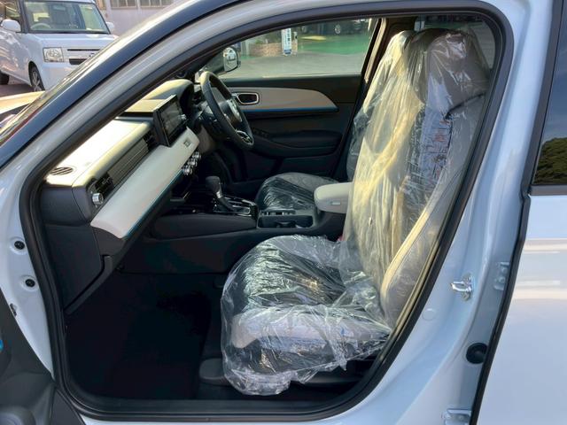 ヴェゼル ｅ：ＨＥＶ　Ｚ・ＰＬａＹパッケージ（3枚目）