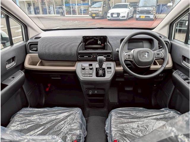 フリード ｅ：ＨＥＶエアー　ＥＸ（3枚目）