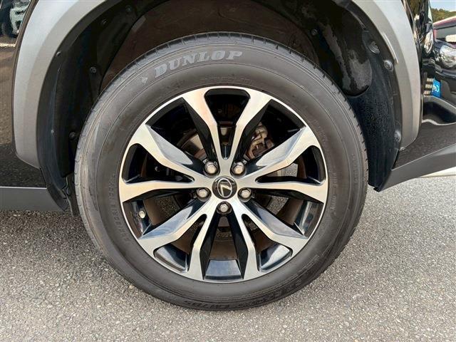ＮＸ ２００ｔ　Ｆスポーツ　レクサスＳ（5枚目）