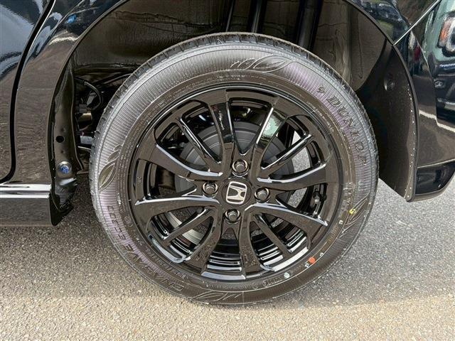 N-BOXカスタム 0.6 ブラックスタイル(5枚目)