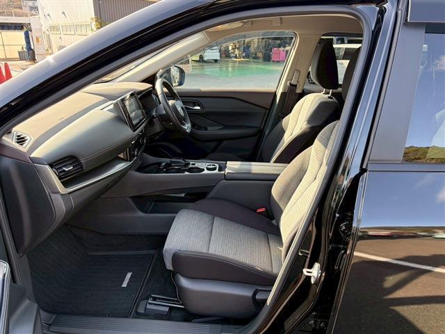 エクストレイル １．５　Ｓ　ｅ－４ＯＲＣＥ　４ＷＤ（6枚目）