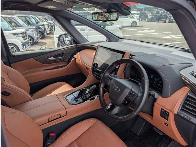Ｚ　プレミア　６エアＢ・セーフティＳ・車線逸脱・誤発進・レーダＣ・ＡハイＢ・両側ＰＳＤ・ＰバックＤ・ベージュ革Ｓ／ベンチレーションＳ・ＨＵＤ・ＢＡＭ・ＲＣＴＡ（画像13）