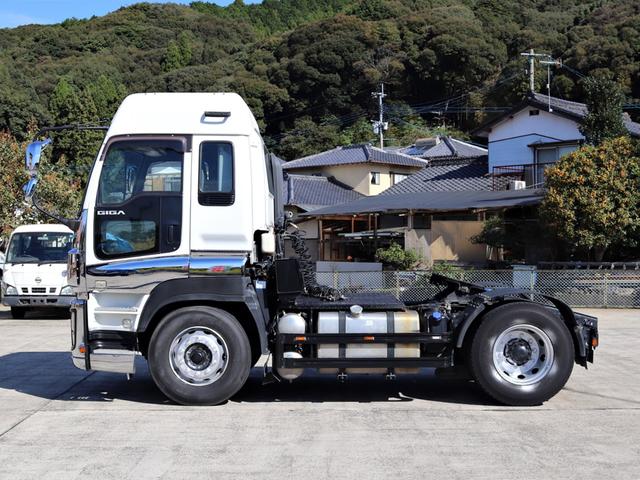 中古車 いすゞ ギガ 後輪エアサス ラッシング3段 最大 Offクーポン